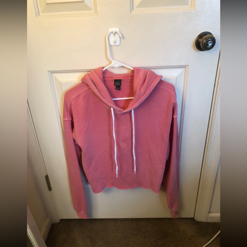 Wild Fable cropped hoodie-Size L